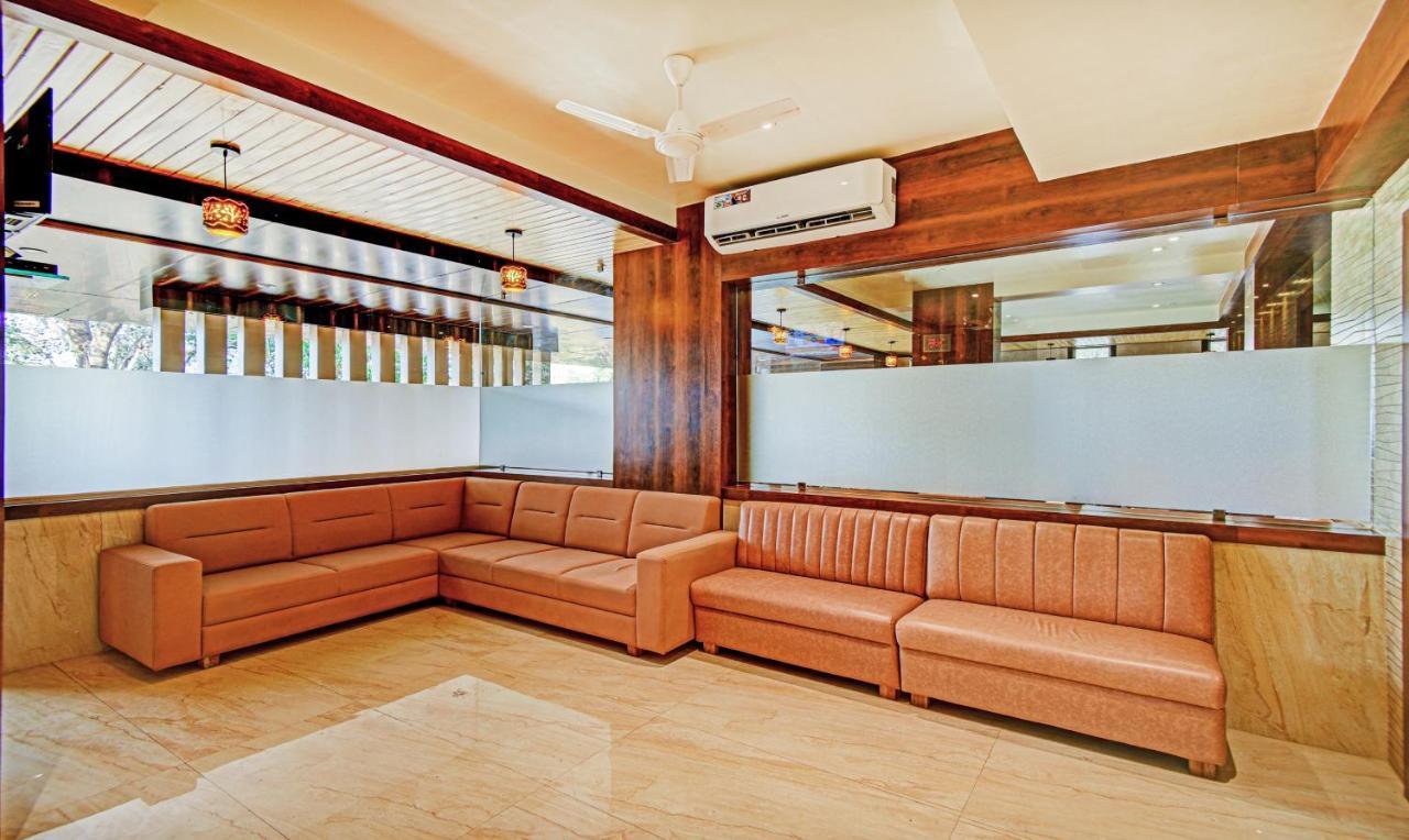 Treebo Trend Mb Residency Hotell Mumbai Exteriör bild