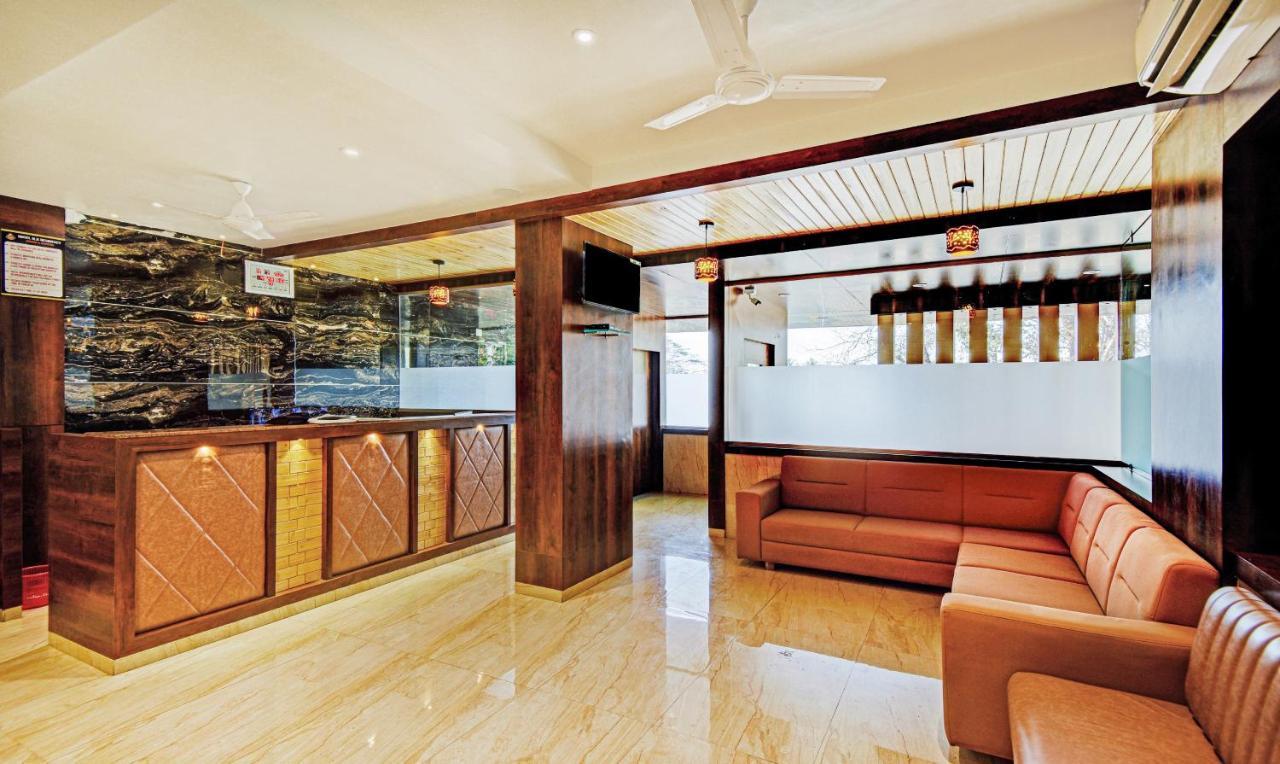 Treebo Trend Mb Residency Hotell Mumbai Exteriör bild