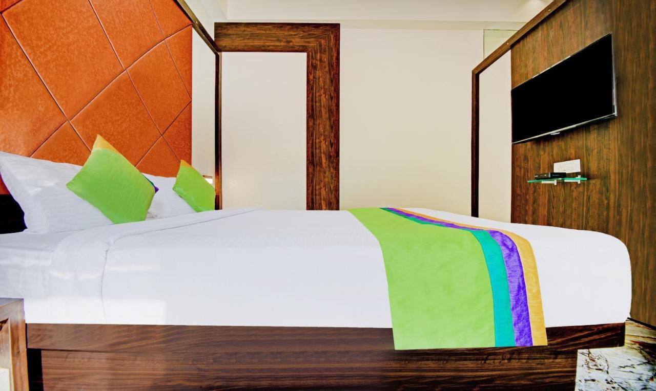 Treebo Trend Mb Residency Hotell Mumbai Exteriör bild